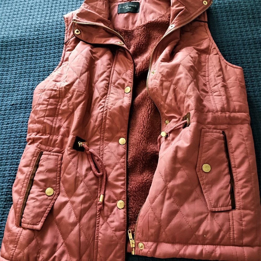 Vest - Picture 2 of 2